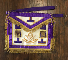 Load image into Gallery viewer, PAST MASTER APRON III
